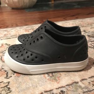 TODDLER BOYS SIZE 7 Slide ONS